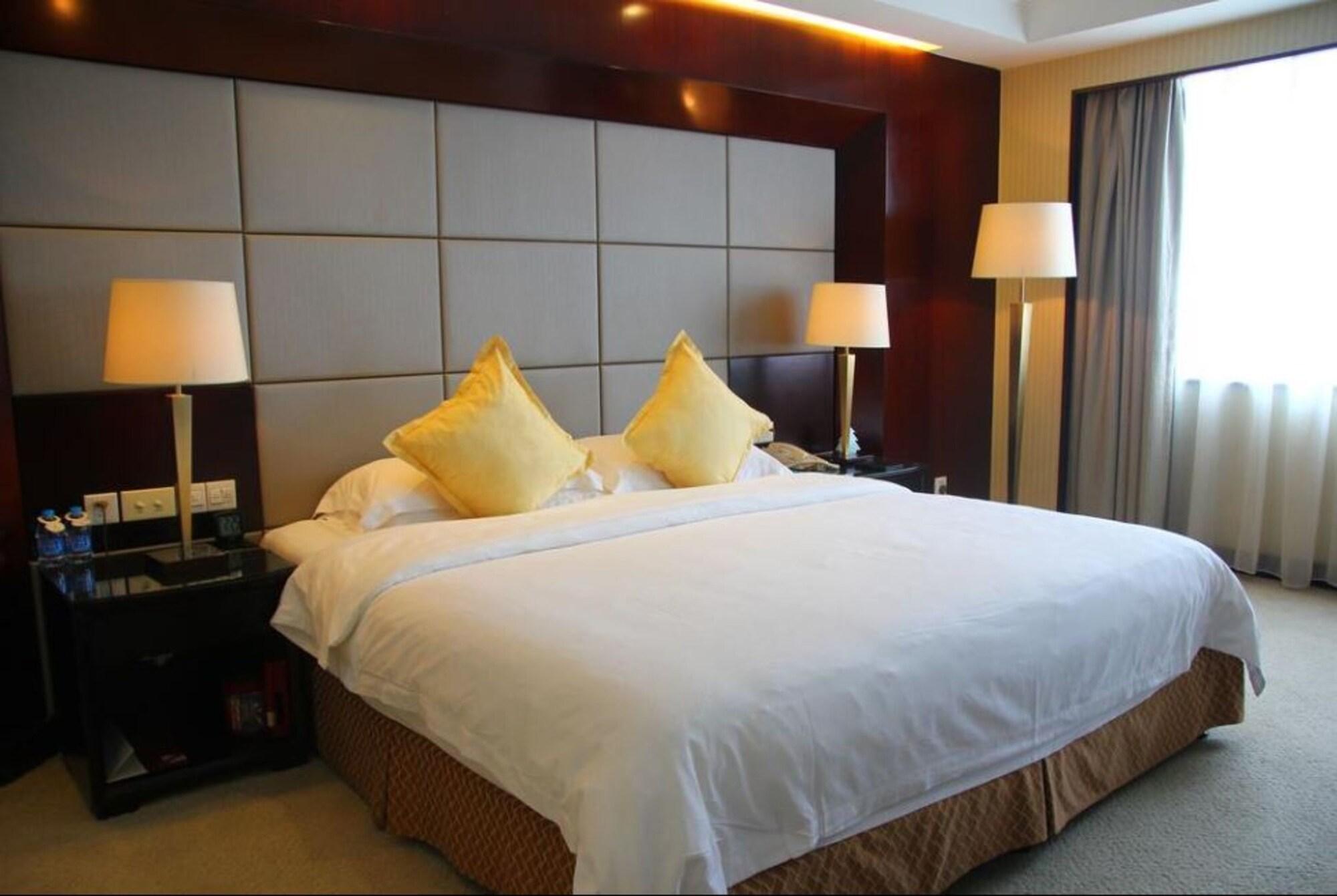 Huafang Jinling International Hotel Zhangjiagang Екстериор снимка