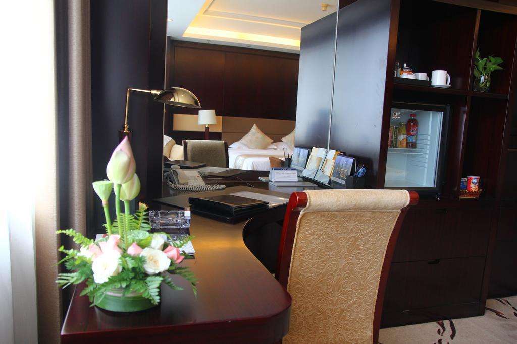Huafang Jinling International Hotel Zhangjiagang Стая снимка